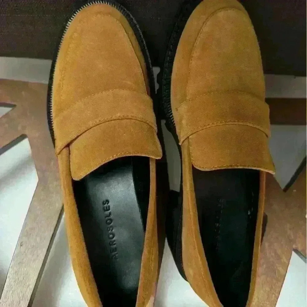 Aerosoles Rodney  Women’s Suede Platform Loafer.New with out tags size 7